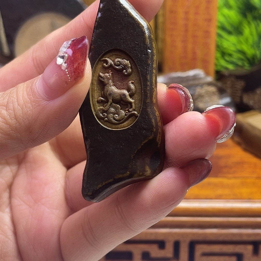 戈壁石258886622458856323366