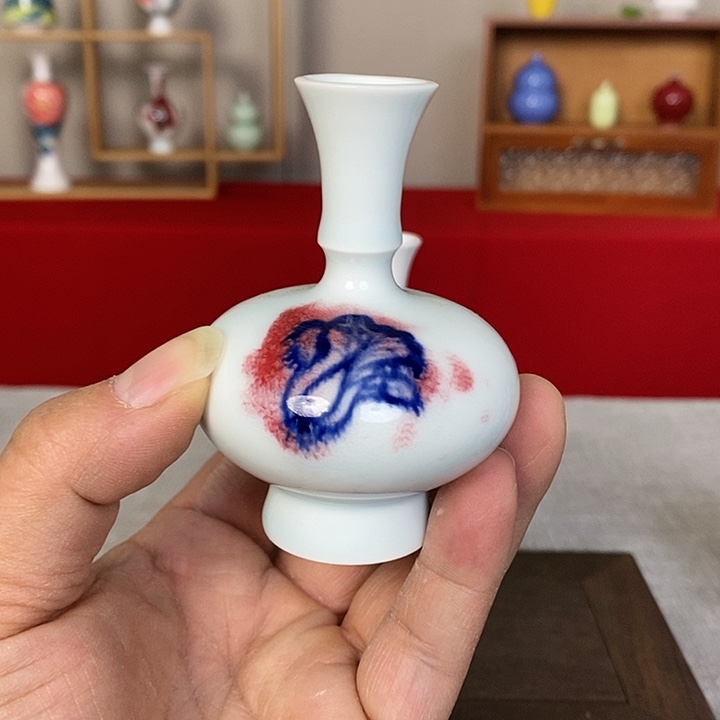 摆件夜**烦景德镇瓷器研究与创作