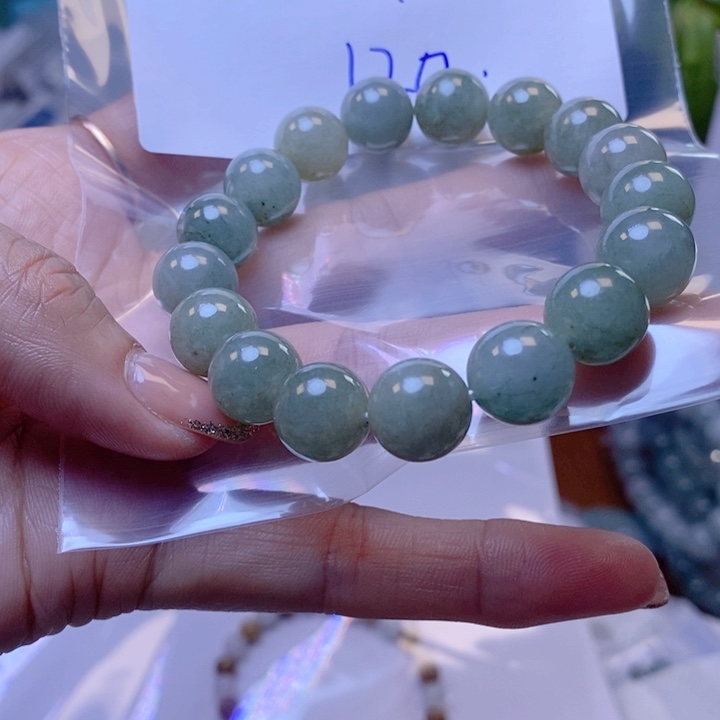 定制翡翠未镶嵌珠串