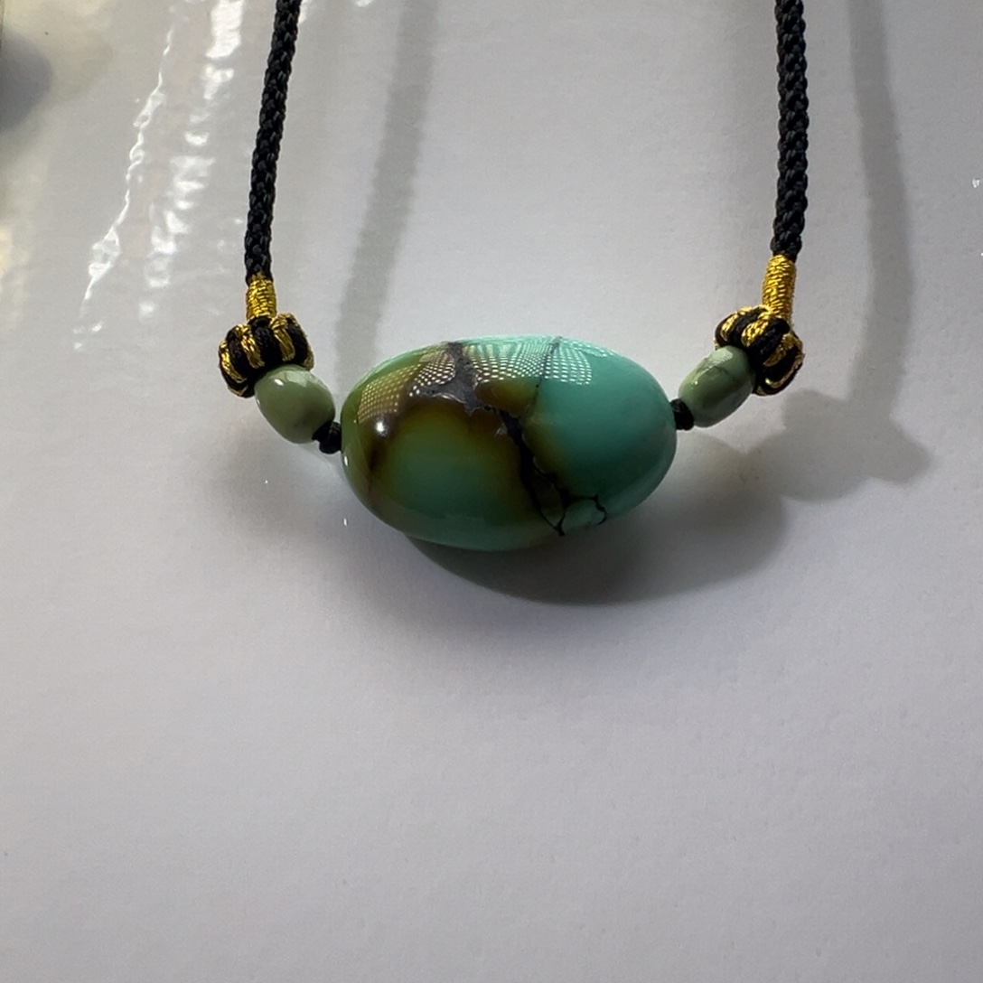 绿松石未镶嵌挂件