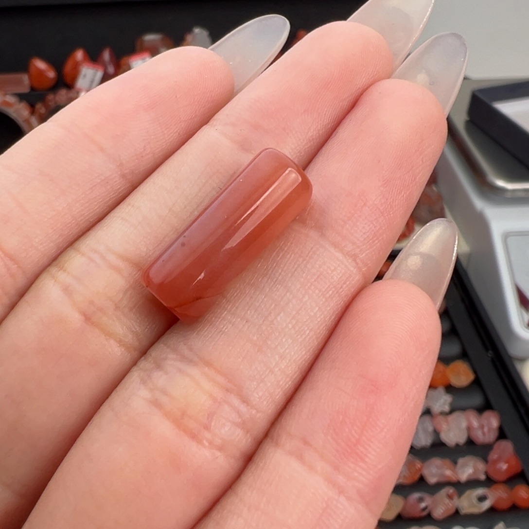 南红玛瑙未镶嵌颈饰路路通