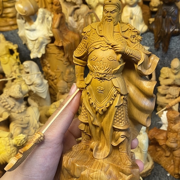 柏木（崖柏）崖柏关公