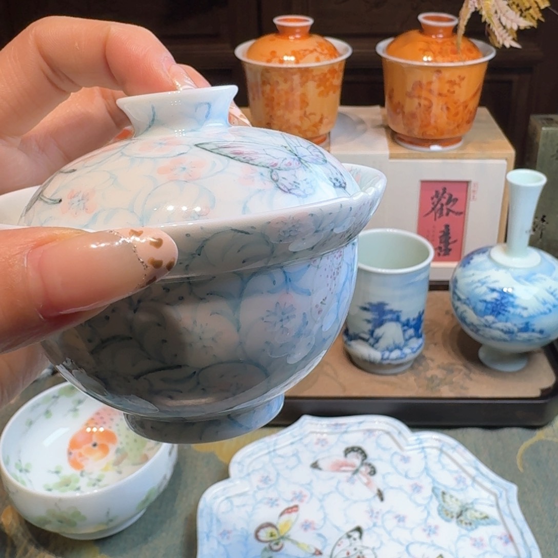 钟*楼赐闲堂五彩蝴蝶哦耶