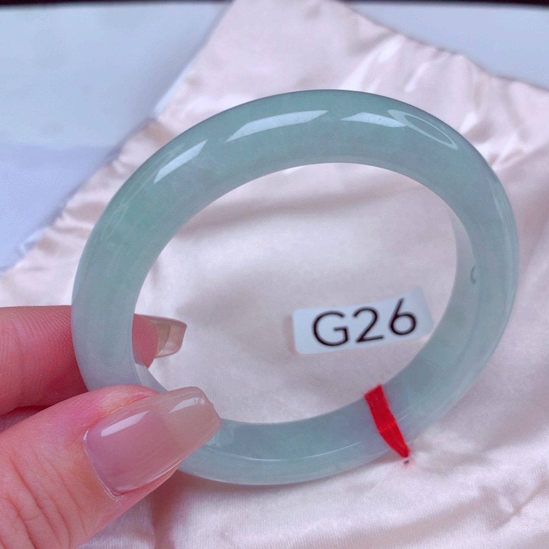 翡翠未镶嵌手镯手镯