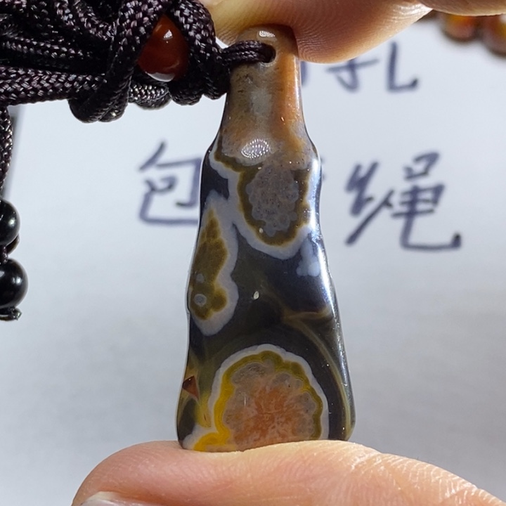 玛瑙/玉髓颈饰未镶嵌