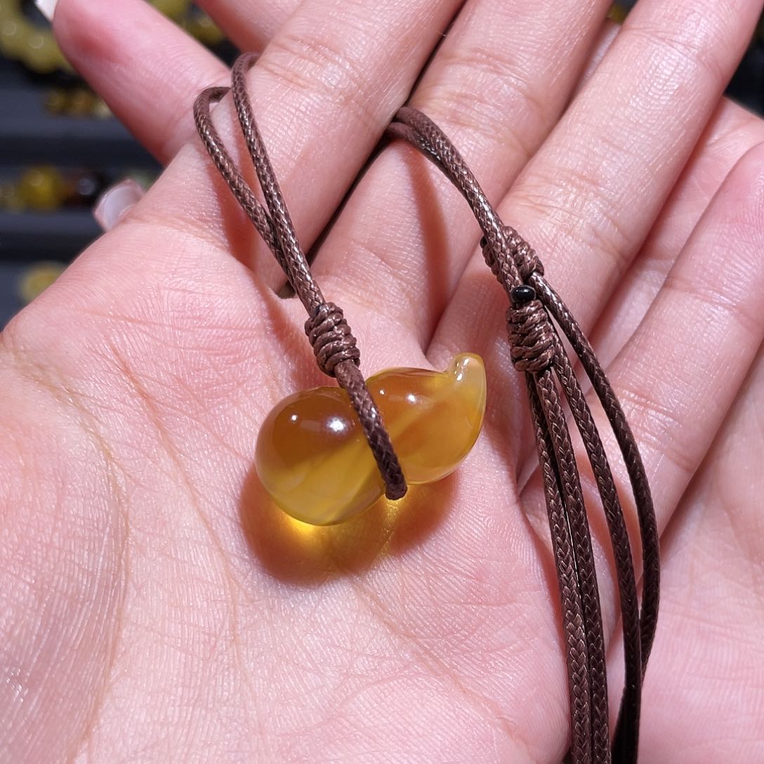 蜜蜡裸石未镶嵌福利