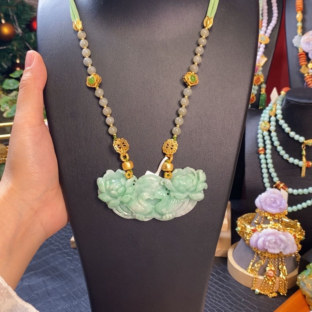 翡翠颈饰未镶嵌鸳鸯戏水吊坠 福利