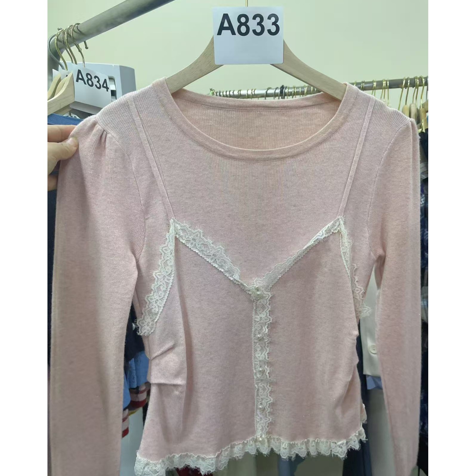 粉色百搭针织上衣