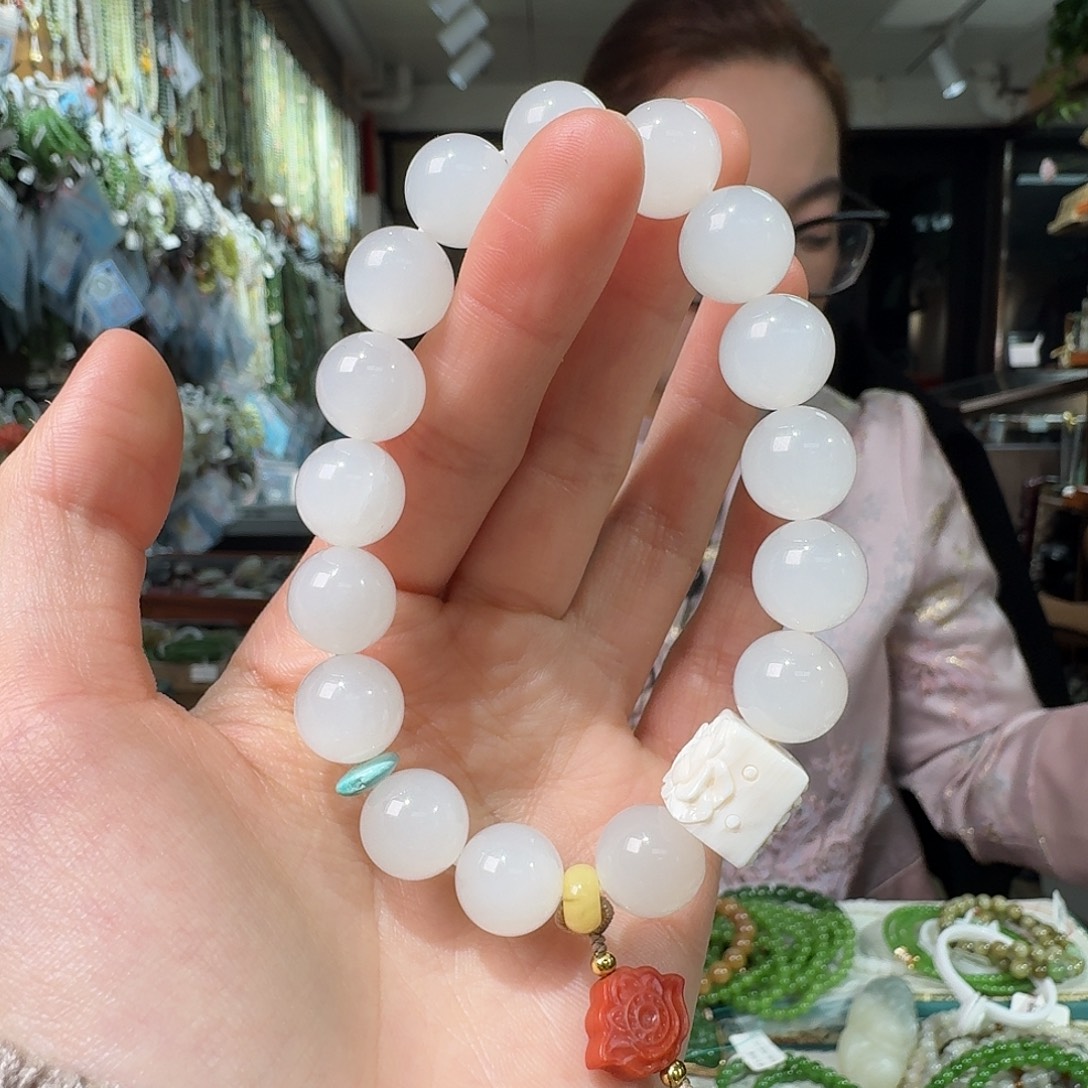 和田玉未镶嵌手链