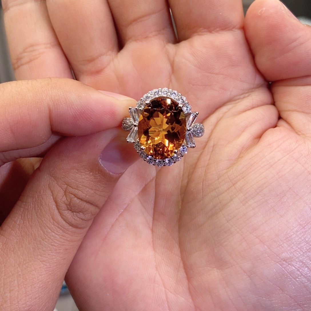 水晶戒指银S925镶嵌大*?