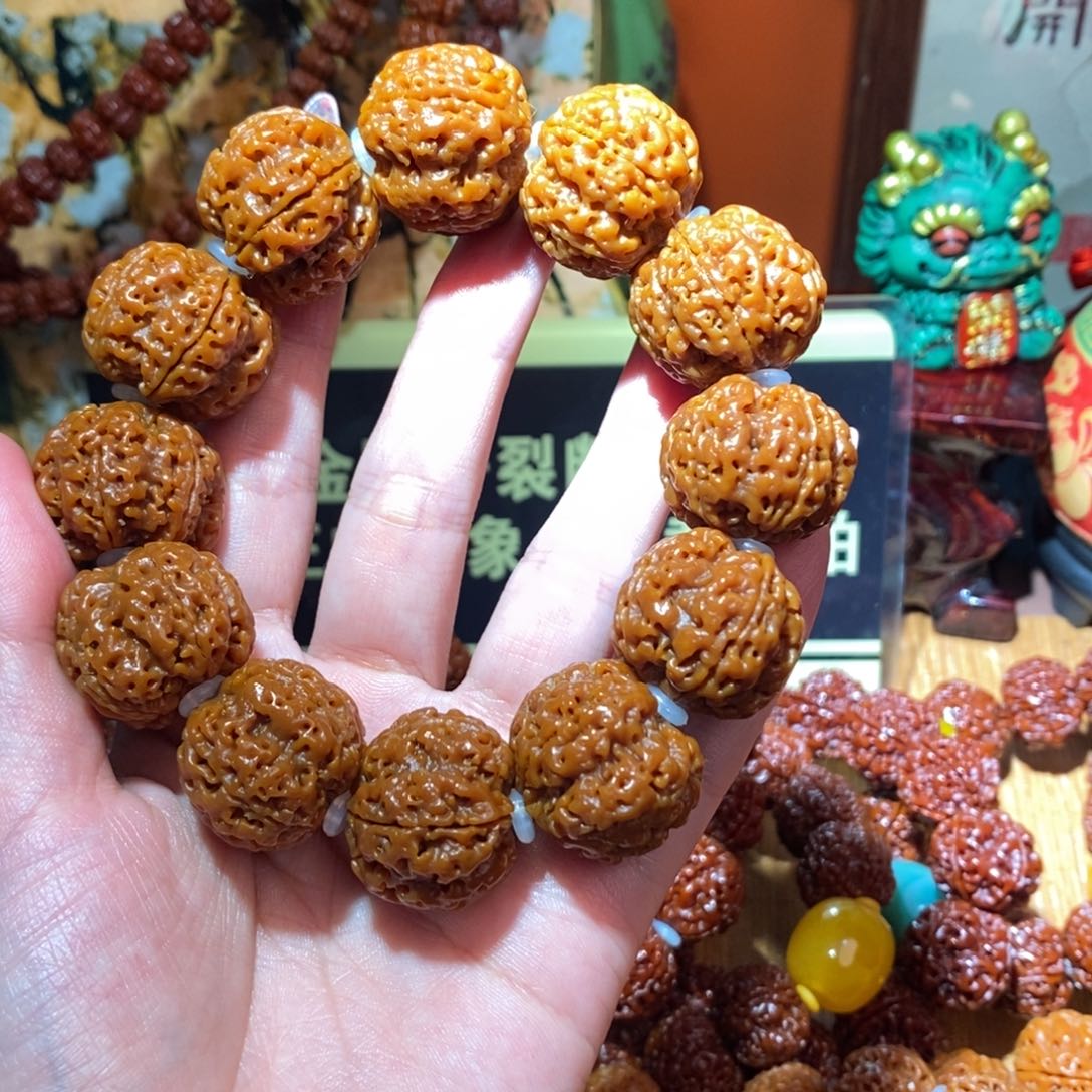 金刚菩提手串245。无尘。