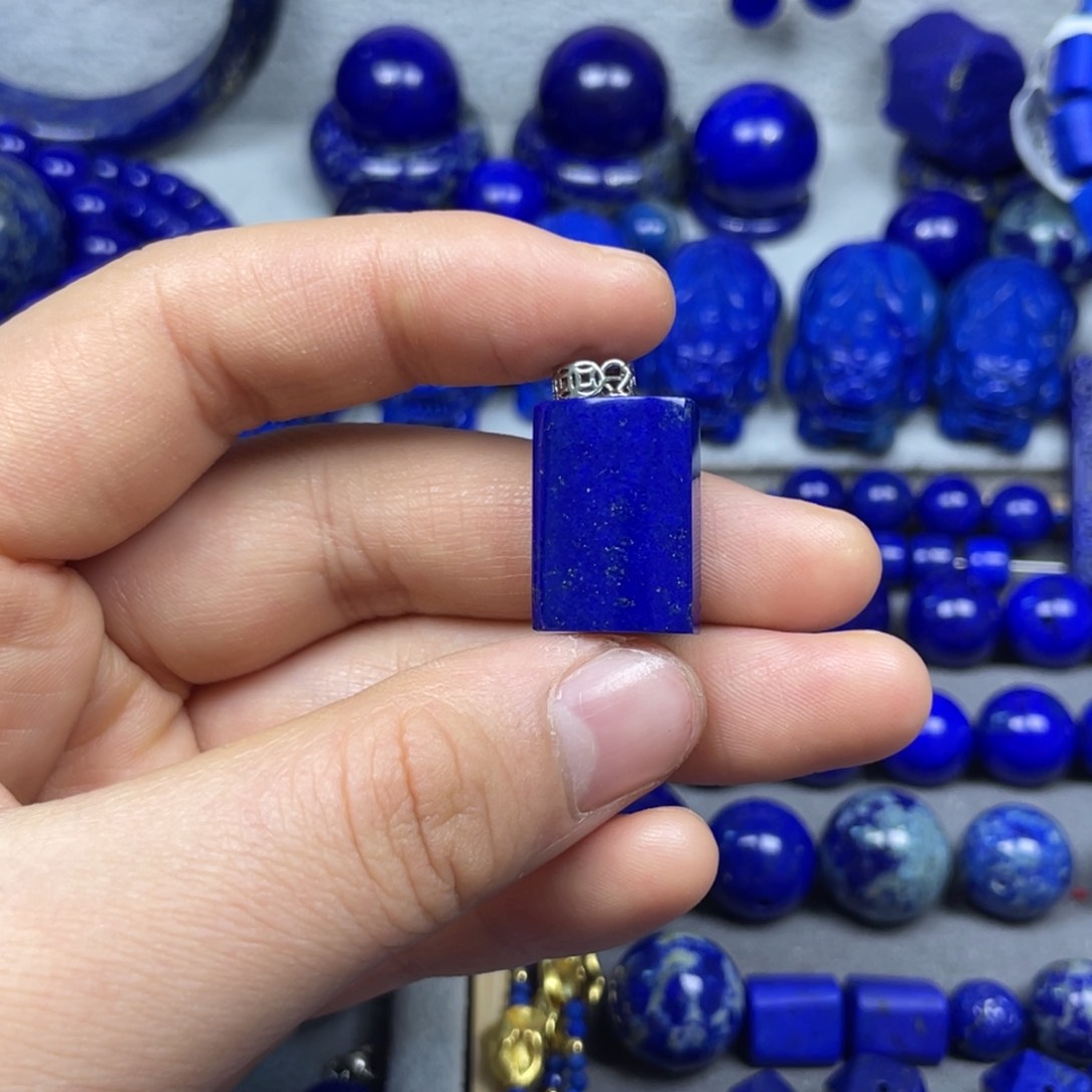 青金石无事牌未镶嵌