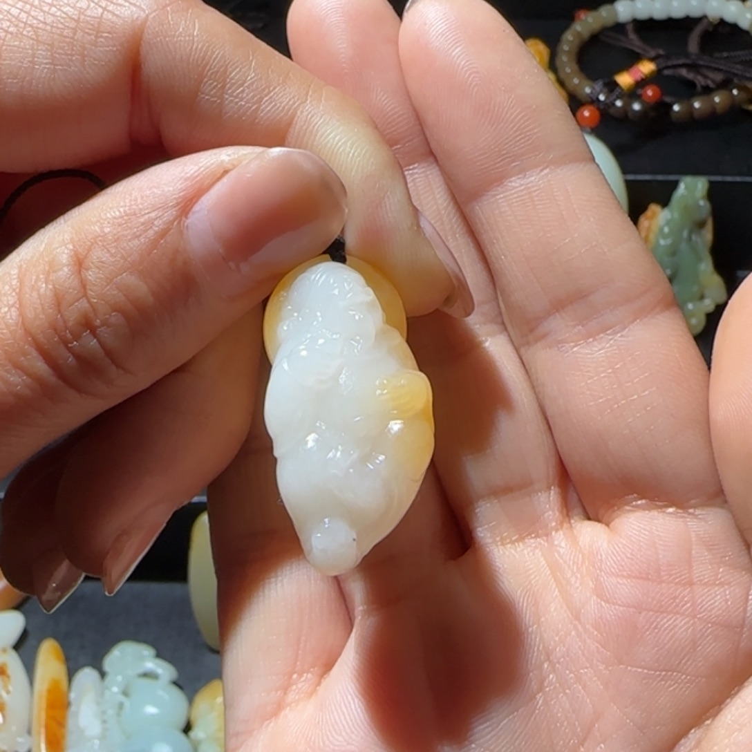 和田玉颈饰未镶嵌初*