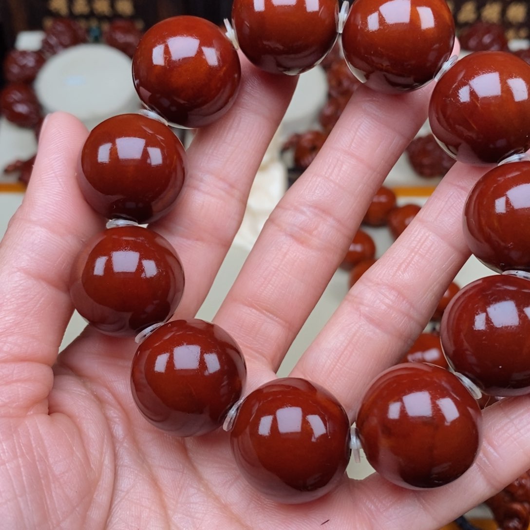 橄榄核吊坠福**下光珠，