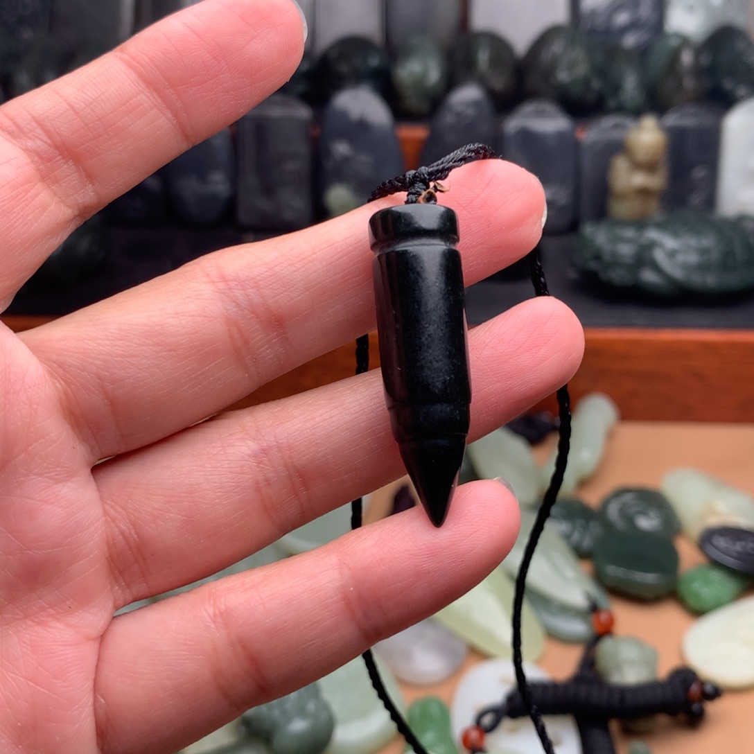 和田玉未镶嵌颈饰挂件31