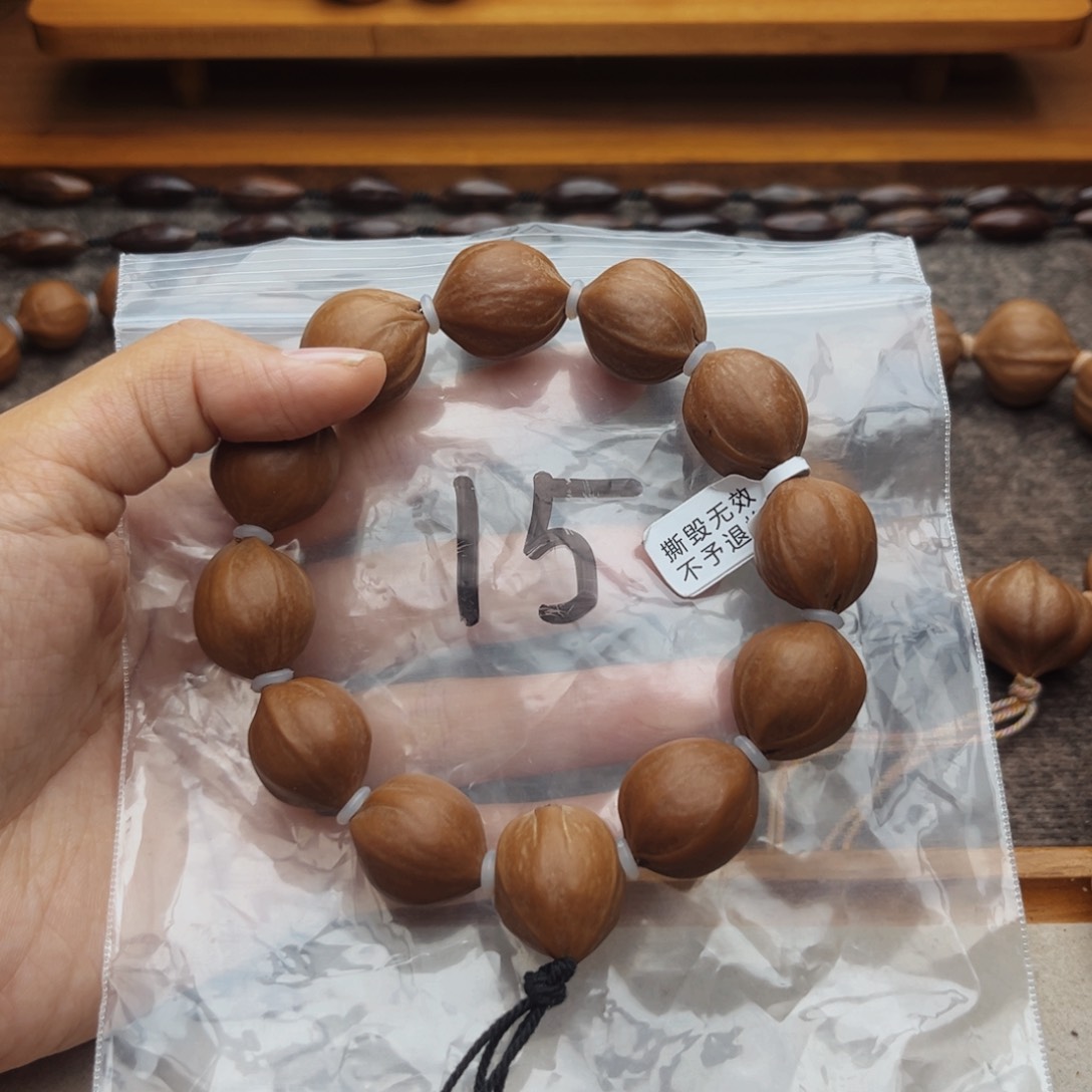 手串/手链橄榄核15号，1.8×2.2三花梅林铁核