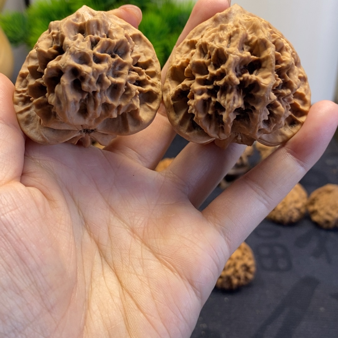 吊坠文玩核桃福利大花47