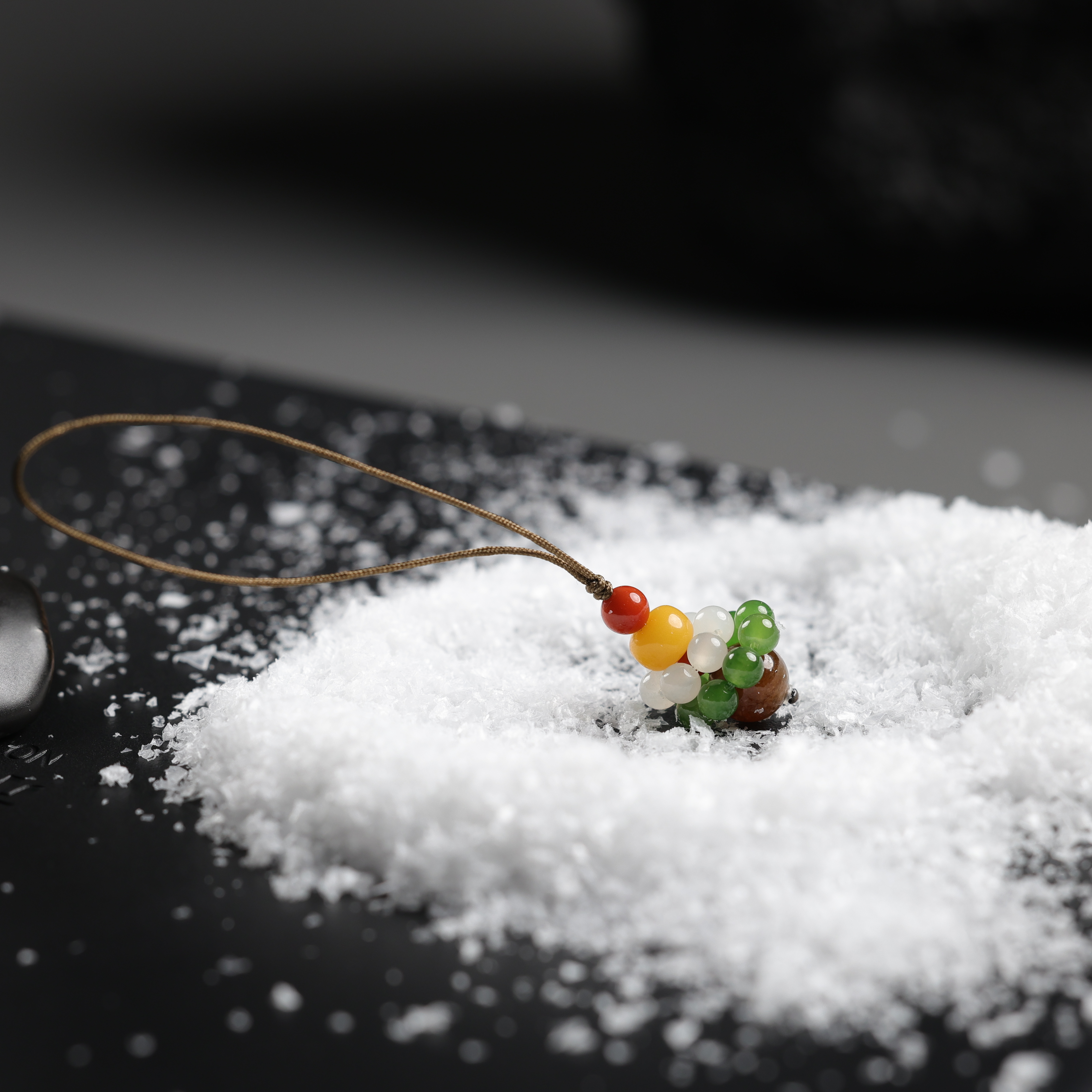 “圣诞树”原创精品设计和田玉天然原矿南红多宝圣诞树挂件