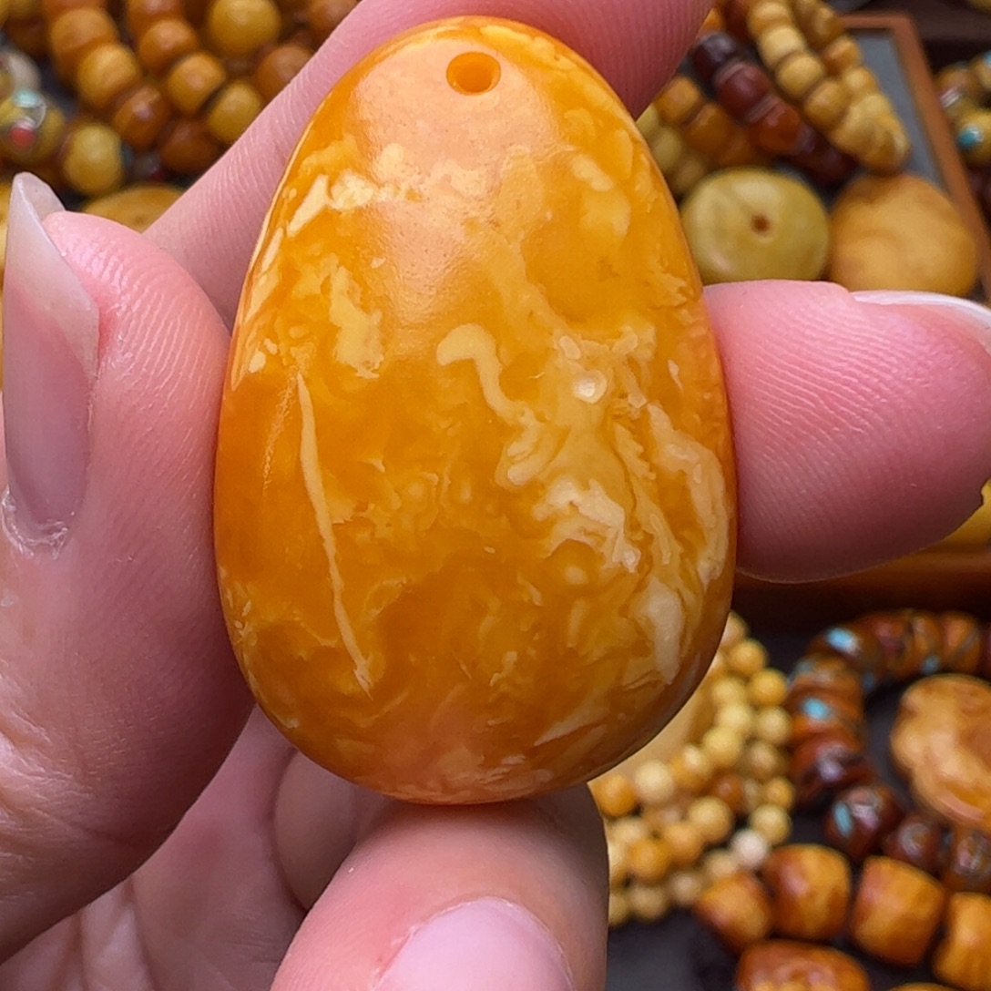 蜜蜡未镶嵌珠宝奇石吊坠