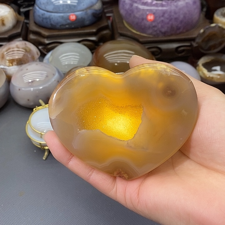 摆件紫晶未镶嵌爱心