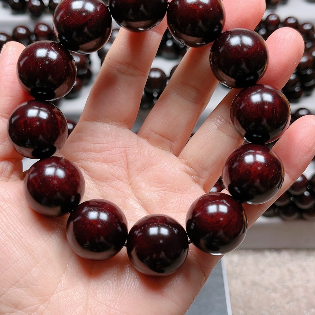 檀香紫檀（小叶紫檀）張**哥2.0带19颗