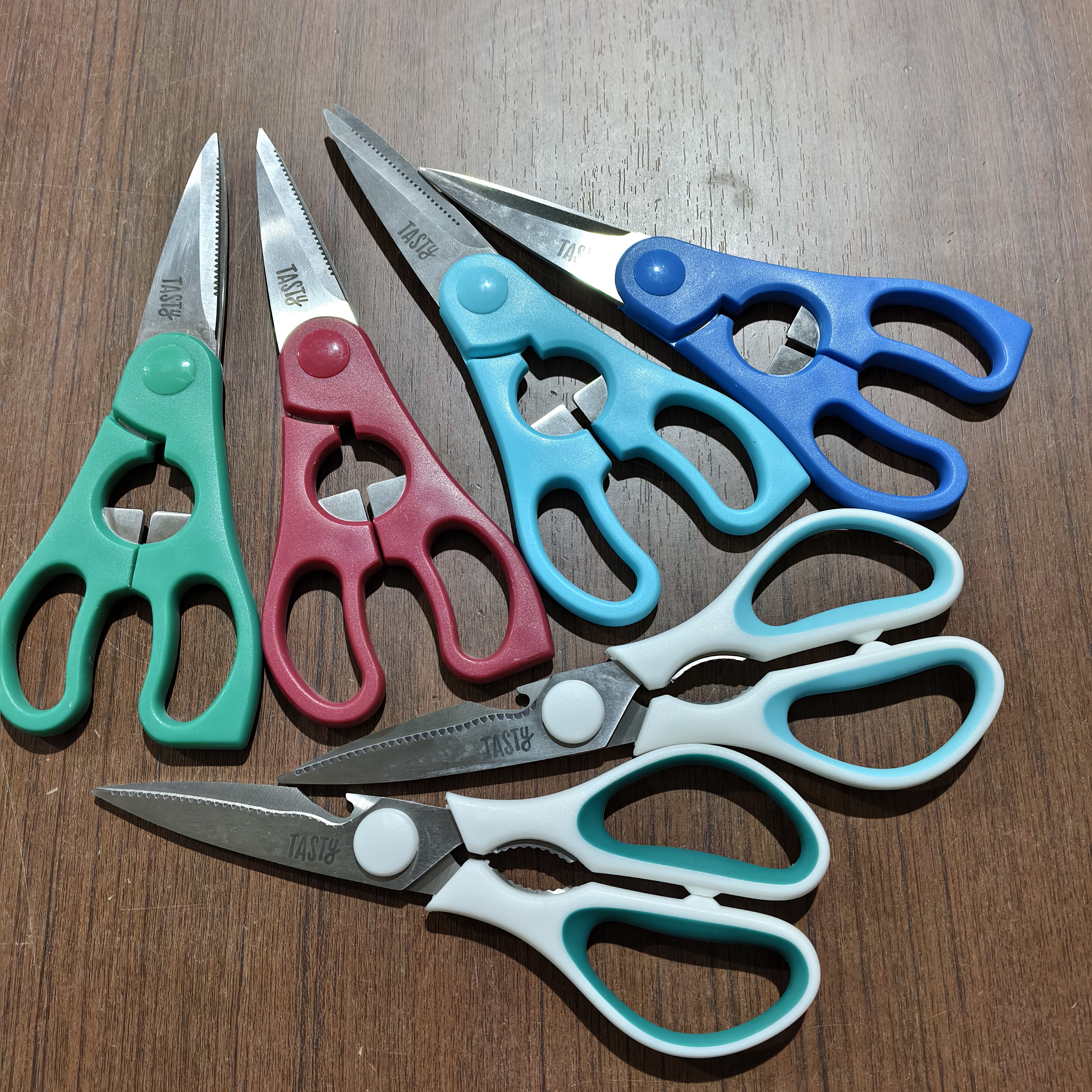 TASTY 家用厨房剪刀一支 加 可分离剪刀一支(颜色按顺序发)