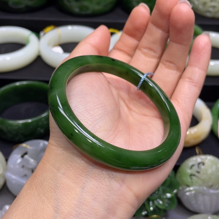 和田玉手镯56+圈口 编号99未镶嵌