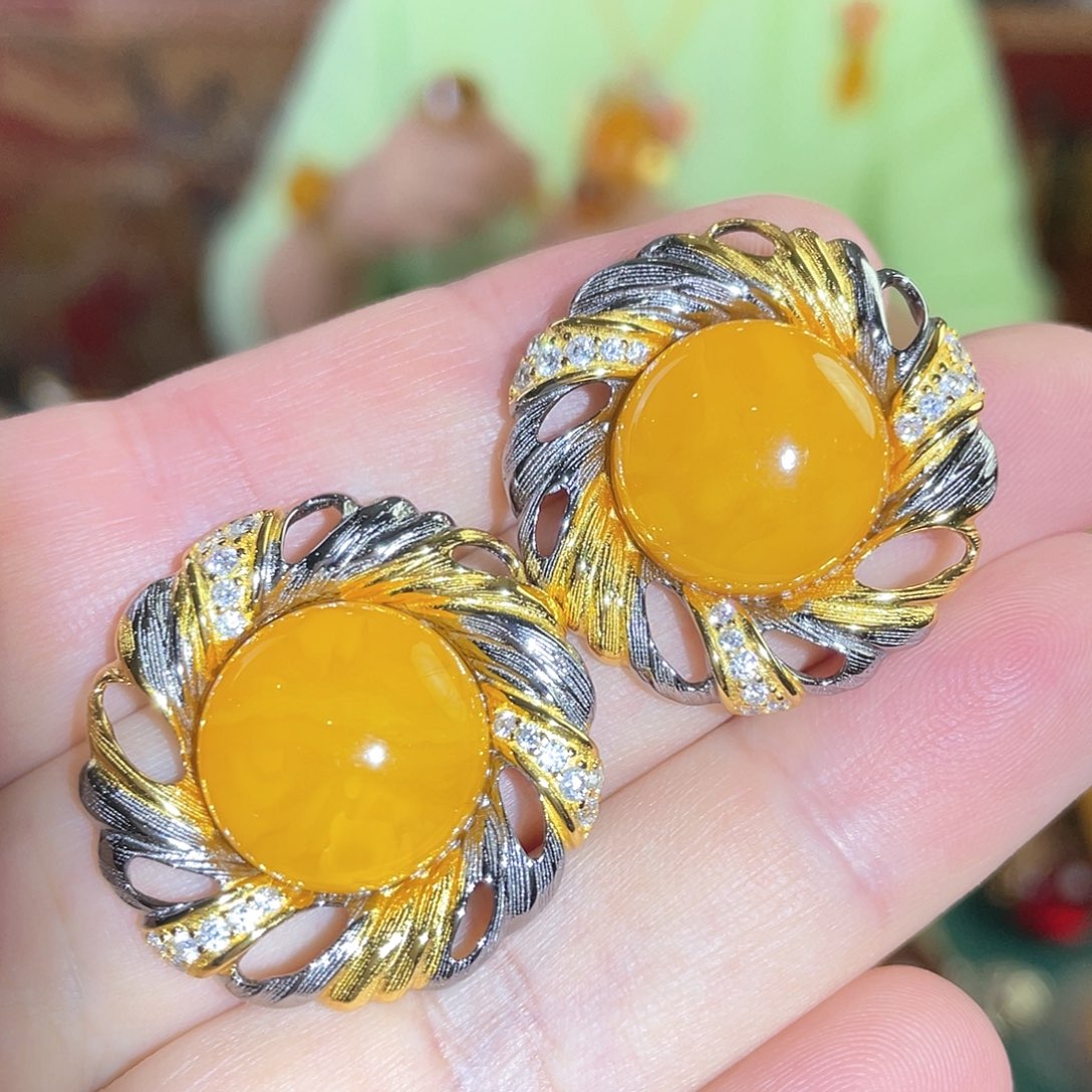 蜜蜡耳钉银S925镶嵌耳饰