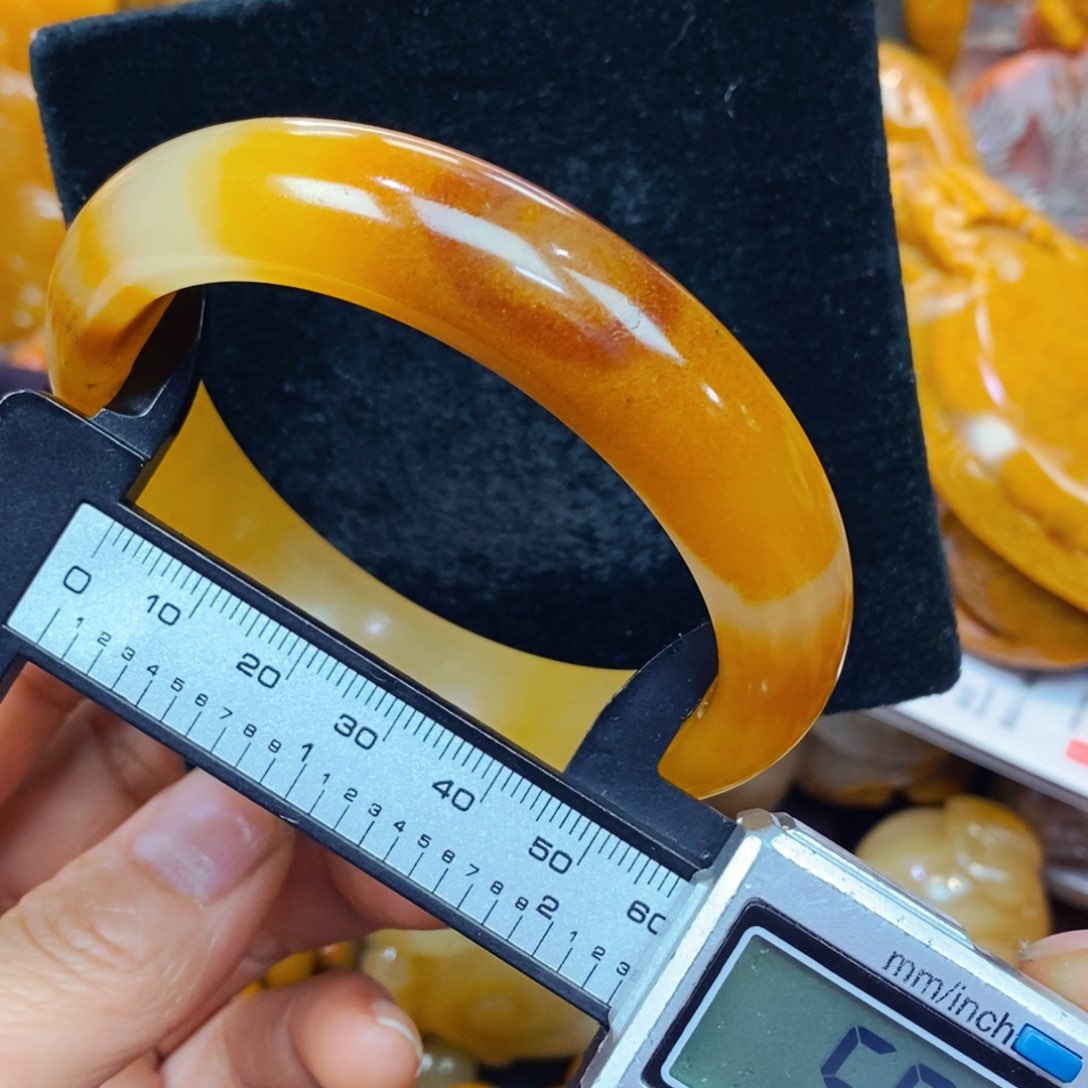 合金石英质玉（黄龙玉）珠宝半成品