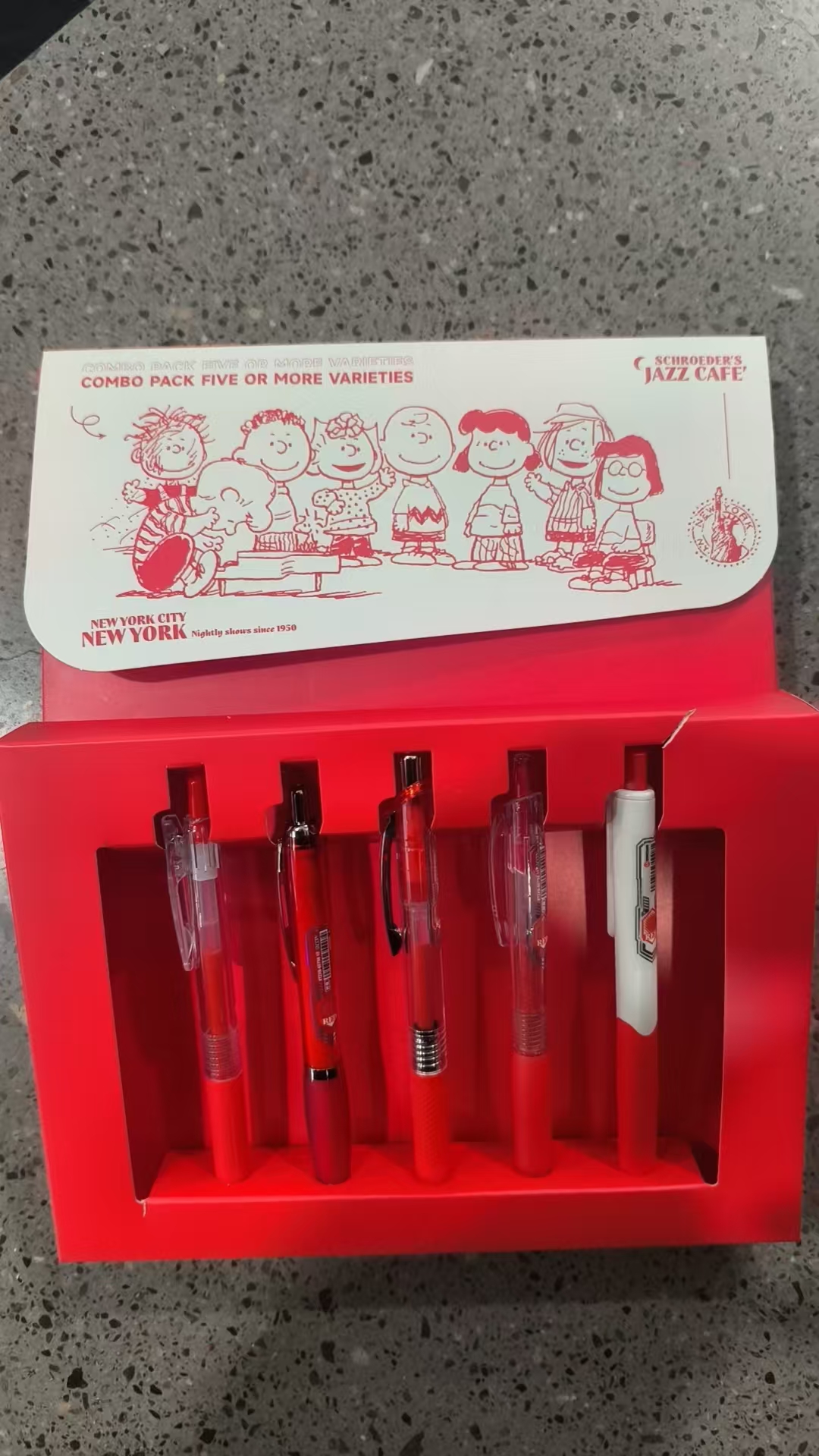 优凡五支多款红色中性笔组合装