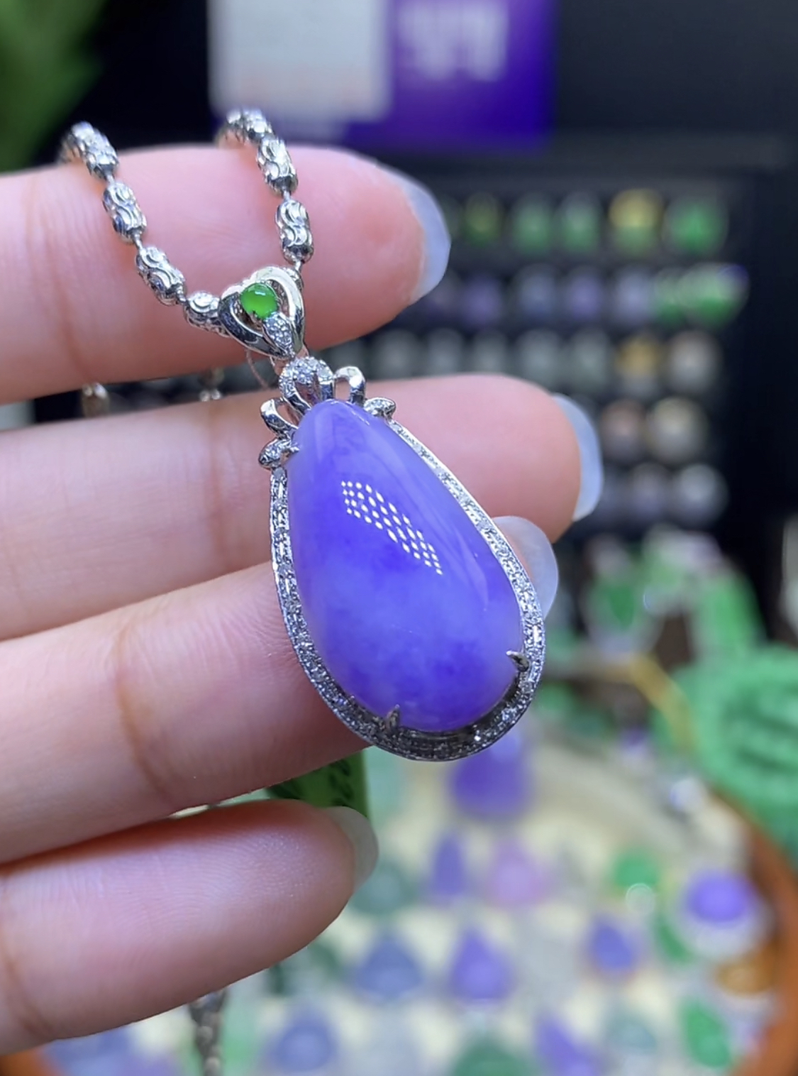 纯天然缅甸翡翠A货