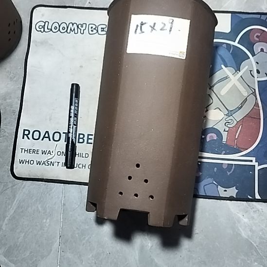 紫砂高六方带口沿一个