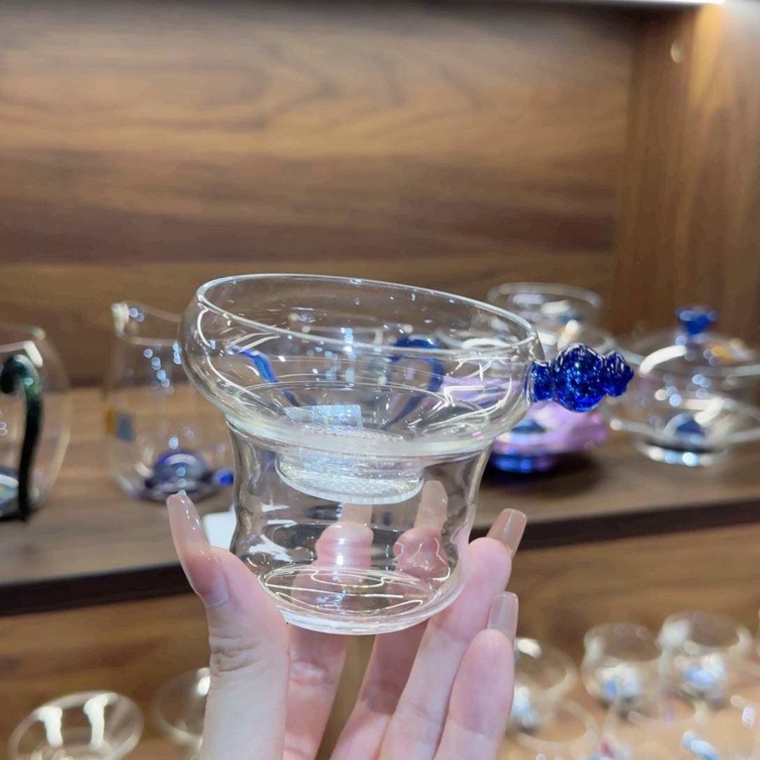禾器奉珠激光宝蓝金