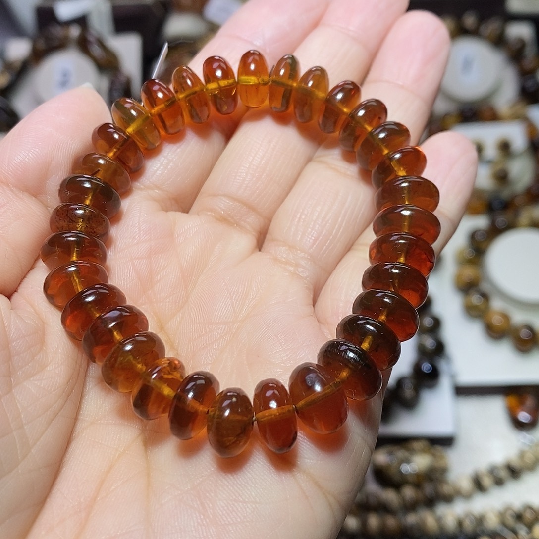 琥珀未镶嵌裸石豆油红10m