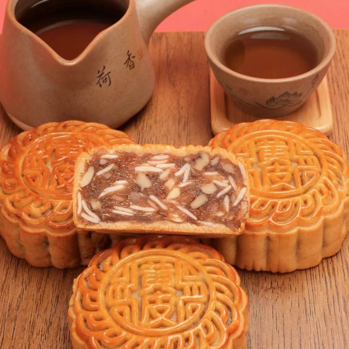 亲群伍仁叉烧月饼新乐群月饼