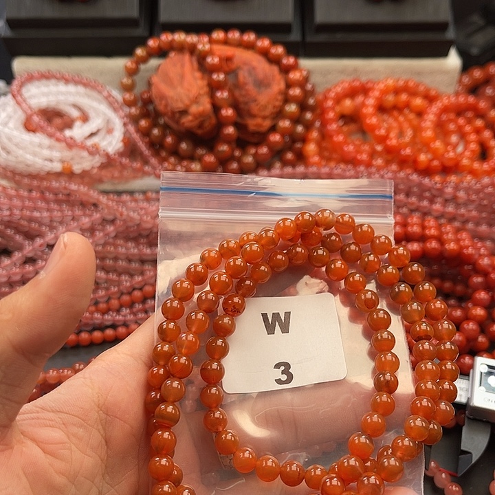 南红玛瑙未镶嵌多样性发货默认微瑕称重7mm