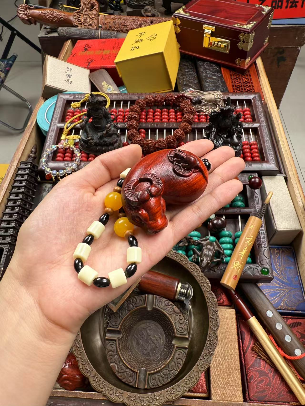 【闪购商品】紫檀木扭转乾坤