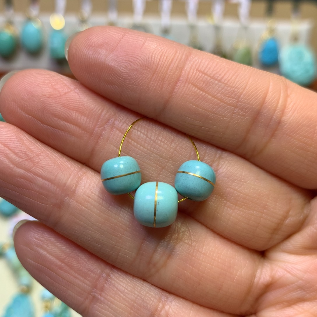 绿松石配饰未镶嵌