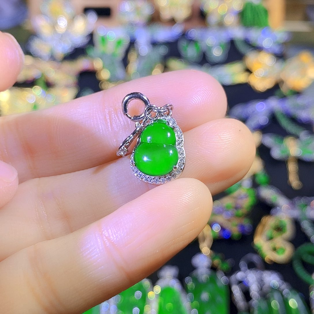 吊坠(不含链)银S925镶嵌翡翠