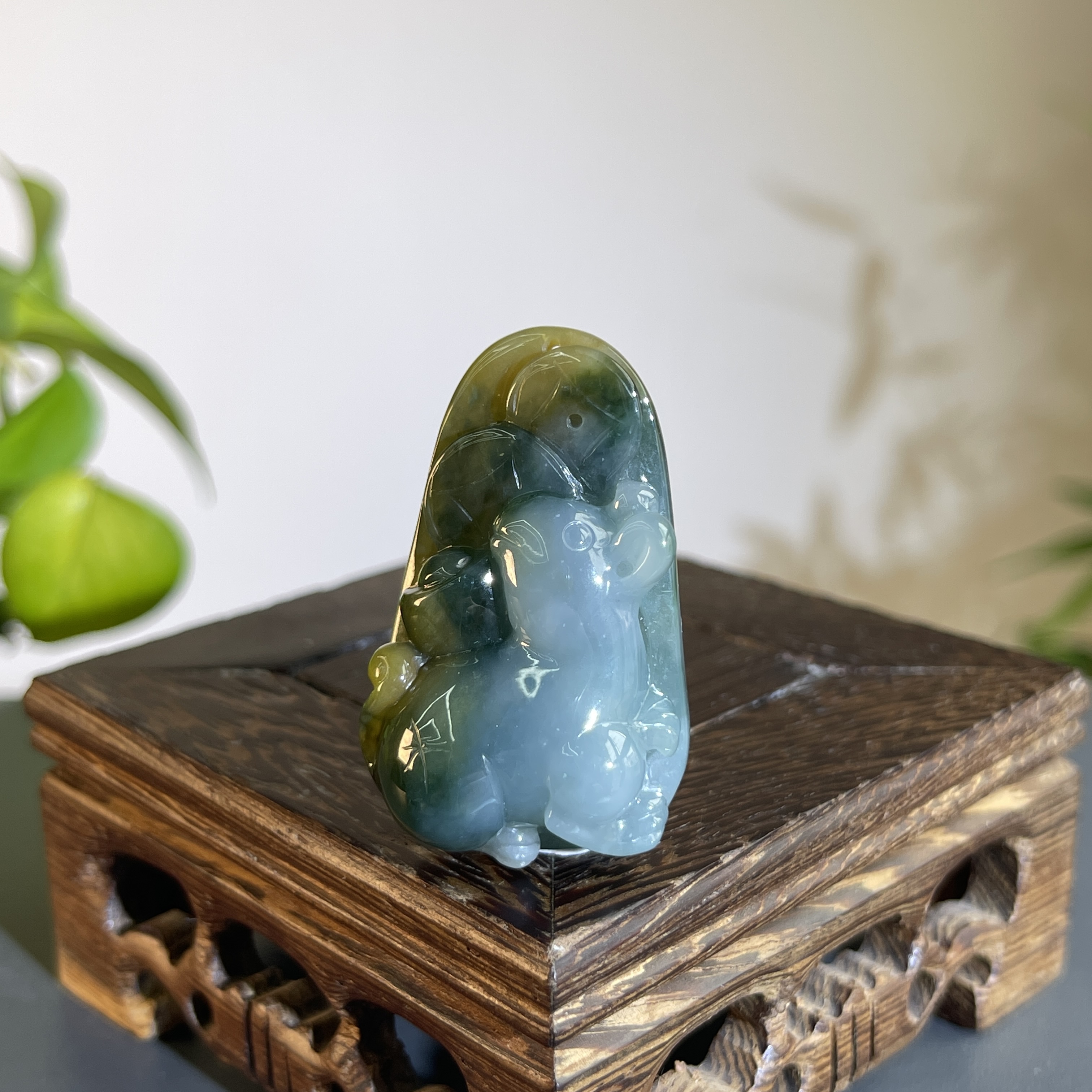 JCB07-71  天然缅甸A货翡翠 鼠来财