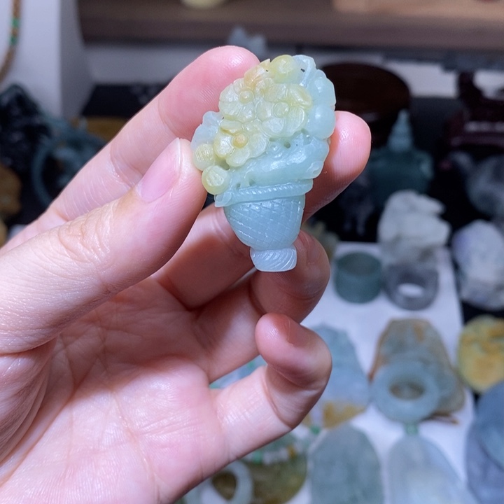 定制翡翠未镶嵌翡翠