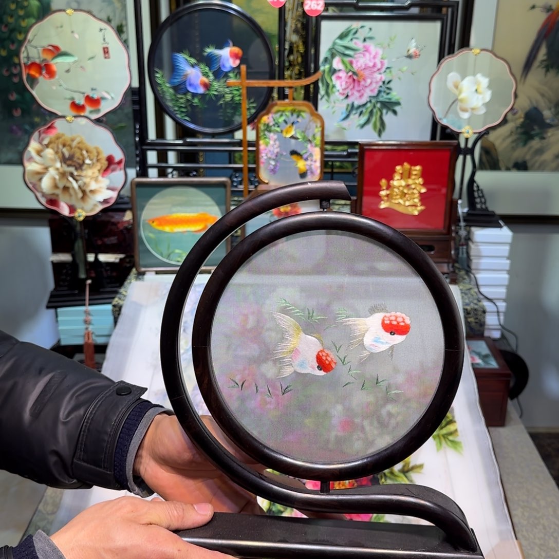 刺绣刺绣工艺精湛