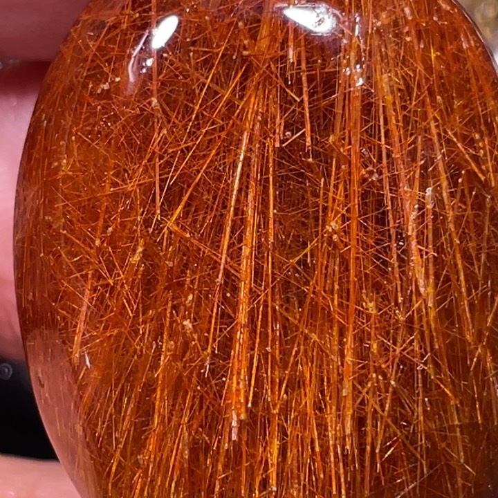 未镶嵌颈饰发晶恬*