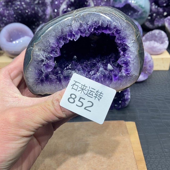 紫晶大型摆件（非配饰）未镶嵌