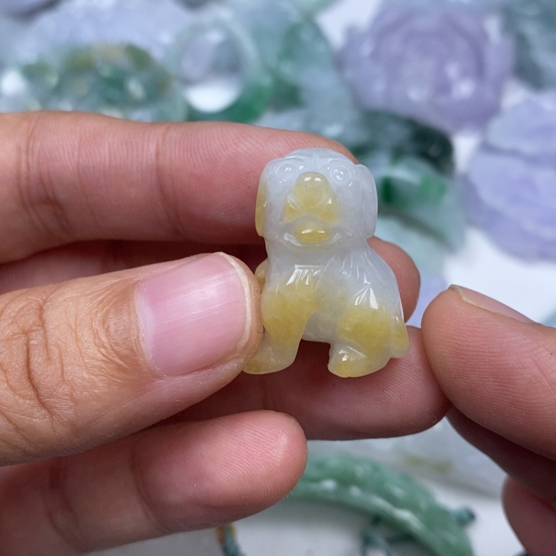 翡翠未镶嵌颈饰翡翠