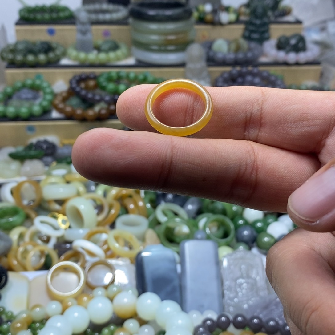 和田玉手链未镶嵌芝****^