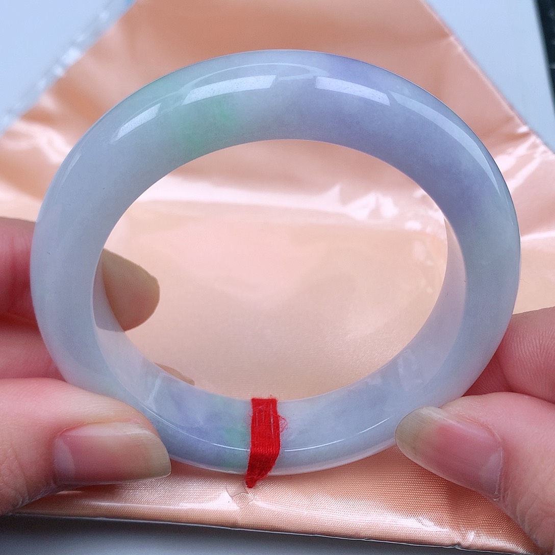 翡翠手镯未镶嵌天然