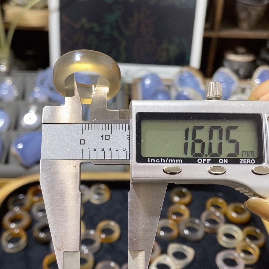 未镶嵌玛瑙/玉髓珠宝奇石