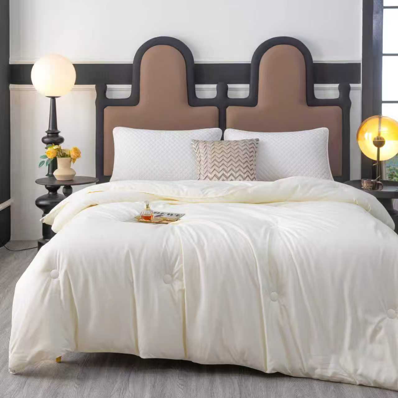 双面压花蚕丝被 