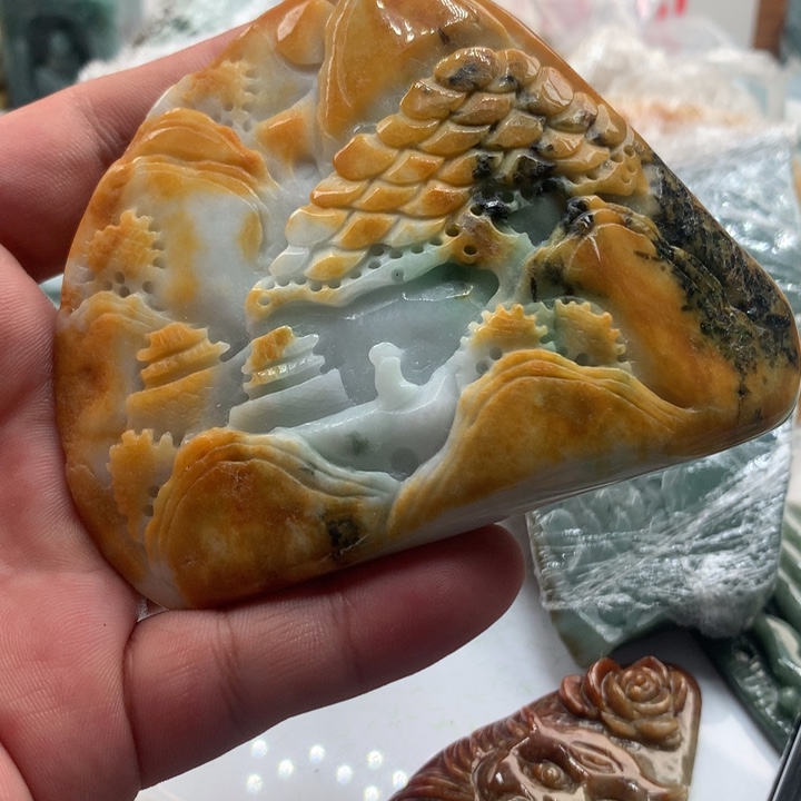 翡翠未镶嵌颈饰保真天然a货翡翠